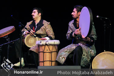  ششمین روز جشنواره موسیقی فجر  گروه سوریانگ لرستان و حجت اشرف زاده در برج آزادی