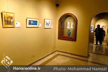 مراسم اهدای لوح به شرکت کنندگان نمایشگاه آینه دار دوران