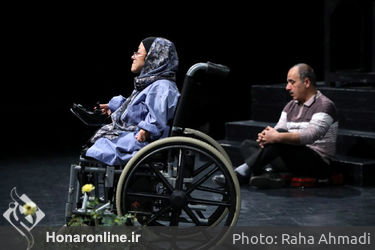 اجرای نمایش‌ «گل های قرآنی» در چهل و یکمین جشنواره تئاتر فجر - تالار حافظ