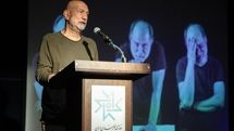 آتیلا پسیانی: خوشحالم که تعداد زیادی گروه‌های تئاتر تجربی در حال فعالیت هستند