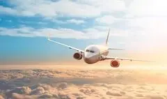 کدام سایت خرید بلیط هواپیما، خدمات بهتری ارائه می‌دهد؟