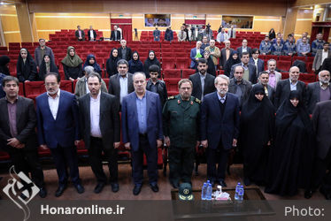 مراسم رونمایی کتاب محمد مسیح کردستان در فرهنگسرای اندیشه