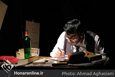 نمایش "گفتگوی شبانه" در خانه نمایش