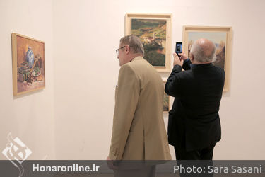 نمایشگاه نقاشی‌ اسماعیل خلج در خانه هنرمندان