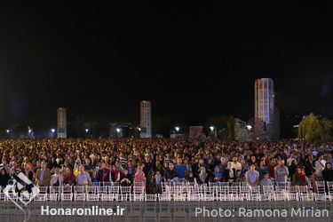 دومین شب نخستین کنسرت رایگان خیابانی در بوستان آب و آتش