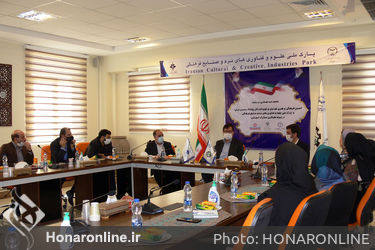 امضای تفاهم‌نامه همکاری میان انجمن فرهنگی هنری طراحان و تولیدکنندگان پوشاک مدارس ایران و پارک ملی علوم و فناوری‌های نرم و صنایع فرهنگی