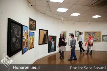 دومین بازار آثار هنری در خانه هنرمندان