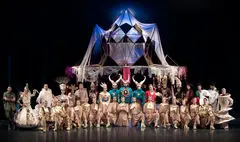 «دیو و دلبر» یک هفته تمدید شد