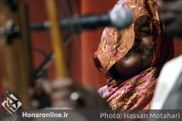 اجرای "سادیو، سانتو و بینتا" از سنگال در سی و سومین جشنواره موسیقی فجر در فرهنگسرای نیاوران