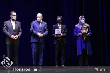 نشان نوروز رونمایی شد | بزرگداشت جهانی نظامی گنجوی در سال ۱۴۰۰