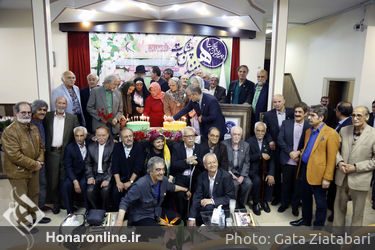 تجلیل از هنرمندان پیشکسوت متولد اردیبهشت ماه و خردادماه 