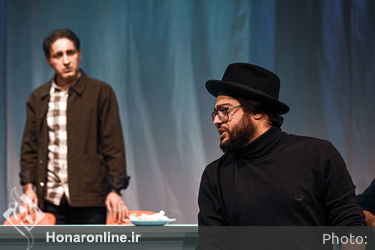نمایش «پنگوئن مرغ دریایی و چند پرنده‌ی دیگر» در تماشاخانه نوفل لوشاتو