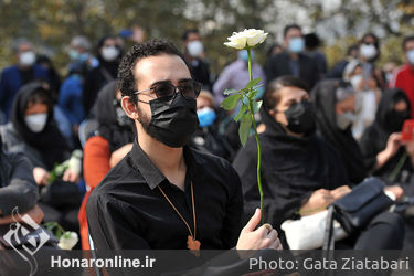  تشییع پیکر «ایران درّودی» در موزه هنرهای معاصر تهران