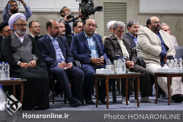 دیدار جمعی از شاعران و اهالی فرهنگ و ادب با رهبر معظم انقلاب