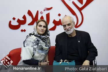 جشن تولد ۷۷ سالگی آیدین آغداشلو در غرفه هنرآنلاین