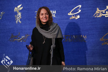 اکران فیلم "ناگهان درخت" در سومین روز سی و هفتمین جشنواره فیلم فجر - مهناز افشار