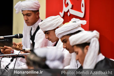 کنسرت گروه سرو خراسان در سی و پنجمین جشنواره موسیقی فجر