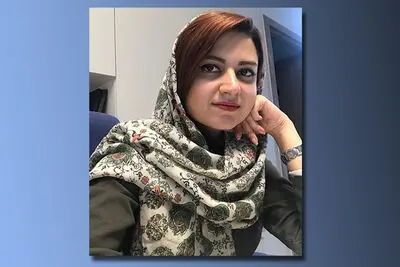 "من و مامان و من" مایا آنجلو ترجمه شد / یگانه وصالی نمایشنامه‌ای از دیوید هر را به فارسی برگرداند   