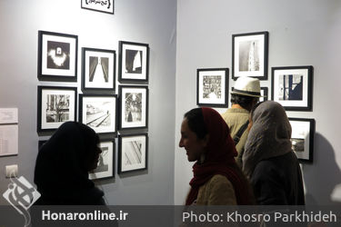 نمایشگاه عکس های نرگس فانی در کنج نشر هنوز