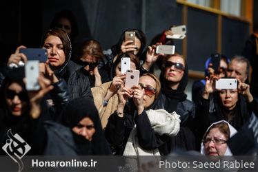 تشييع پيكر مرحوم افشين يداللهي از مقابل تالار وحدت