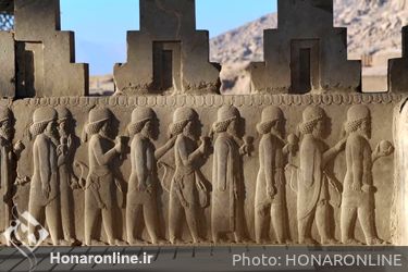 حجاری و نقش برجسته های تخت جمشید- هنر در چهارراه تاریخ و اسطوره