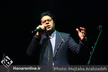 ششمین روز جشنواره موسیقی فجر  گروه سوریانگ لرستان و حجت اشرف زاده در برج آزادی