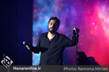 کنسرت روزبه بمانی در برج میلاد