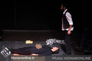 نمایش " مرگ یزدگرد " در خانه نمایش مهرگان