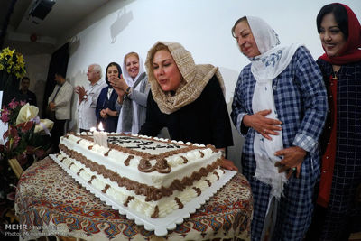 Tehran museum celebrates actress Mehraneh Mahin-Torabi’s 60th birthday