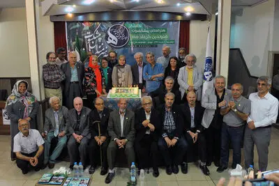 جشن تولد هنرمندان متولد خردادماه برگزار شد / گلایه سیدعباس عظیمی از پخش ویدیو هنرمندان پیشکسوت در فضای مجازی