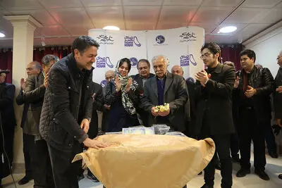 رونمایی از آلبوم "ستاره خورشید" /  شاهین فرهت، داود گنجه‌ای، فردین خلعتبری و... از ابوالفضل صادقی‌نژاد گفتند  