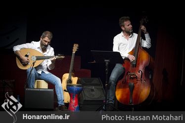اجراي گروه موسیقی "نفس" به سرپرستی خومه کنته از کشور اسپانیا در سي و سومين جشنواره موسيقي فجر