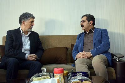 وزیر فرهنگ و ارشاد اسلامی به تماشای نمایش "تو مشغول مردنت بودی" نشست / چند خبر از تئاتر شهر