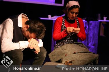 نمایش "آهنگ‌های لندندری" در تماشاخانه استاد جمشید مشایخی