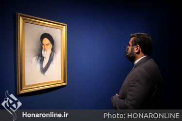 بازدید وزیر فرهنگ ارشاد اسلامی از نمایشگاه «آینه در آینه» 