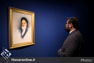 بازدید وزیر فرهنگ ارشاد اسلامی از نمایشگاه «آینه در آینه» 