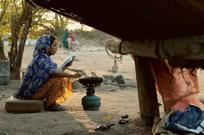 Swedish festival to screen Hendi and Hormoz, Beyond the Fence from Iran