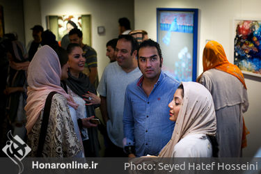 نمایشگاه گروهی نقاشی "و این منم" در گالری ایوان