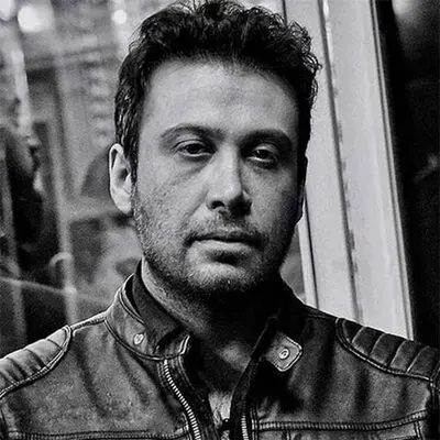 محسن چاوشی  «زخمی آفتاب» را منتشر کرد+صوت 