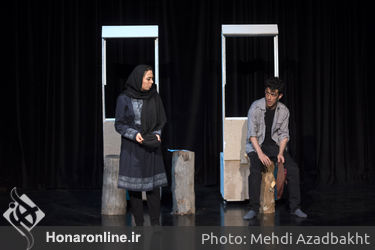 نمایش "برادرها می‌میرند" در تماشاخانه حوزه هنری