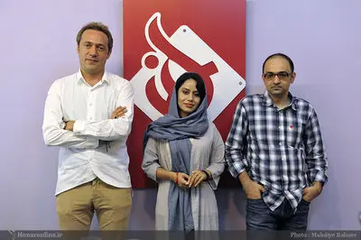 "زخم‌های وحشتناک زمین بازی" به مخاطب تلنگر می‌زند که تئاتر واقعی چیست / با عبارت ایرانیزه کردن نمایشنامه مشکل دارم / "زخم‌های وحشتناک زمین بازی" به روایت کارگردان و بازیگرانش