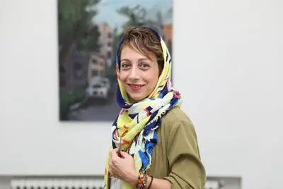 تصاویری آبستره از المان‌های شهری / روایت بهرو باقری از نمایشگاه "حسی از یک فضا" در گالری اُ