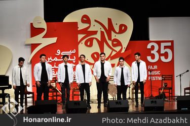 اجرای برگزیدگان جشنواره نوای خرم در سی و پنجمین جشنواره موسیقی فجر 2