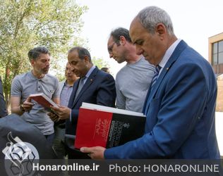 دیدار وزیر فرهنگ و گردشگری عراق از گنجینه موزه هنرهای معاصر تهران