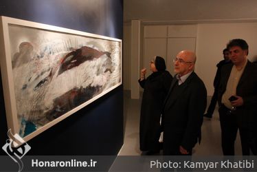 كتابگردي اهالي فرهنگ و هنر در شهركتاب فرشته