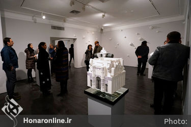 نمایشگاه مجسمه‌های کامبیز صبری در گالری خاک