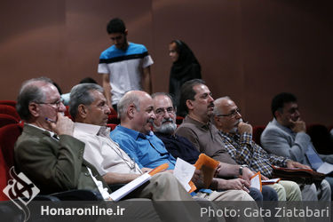 کمانچه نوازی در چهارمین روز از جشنواره ملی موسیقی جوان در تالار رودکی