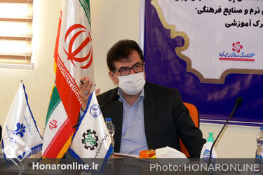 امضای تفاهم‌نامه همکاری میان انجمن فرهنگی هنری طراحان و تولیدکنندگان پوشاک مدارس ایران و پارک ملی علوم و فناوری‌های نرم و صنایع فرهنگی