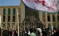 مراسم سنتی مذهبی قالیشویان در مشهد اردهال کاشان