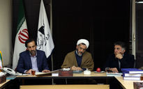نشست نمایندگان مجلس  و  در مرکز هنرهای نمایشی‎ 